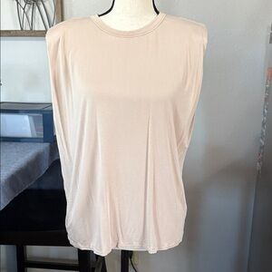 Women’s Gianni Binni Size Medium Tan Sleeveless Top